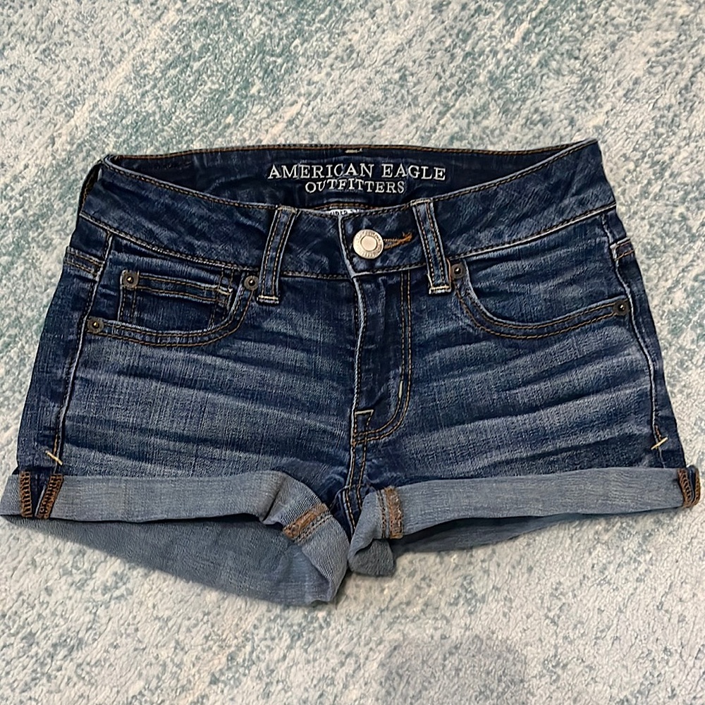American Eagle Outfitters Jean Shorts “Super Stretch”“Shortie” Silver Buttons